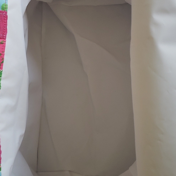 Lilly Pulitzer nwt beach cooler - Picture 6 of 7